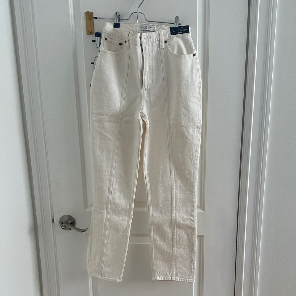 Abercrombie & Fitch Off-White High-Rise Jeans